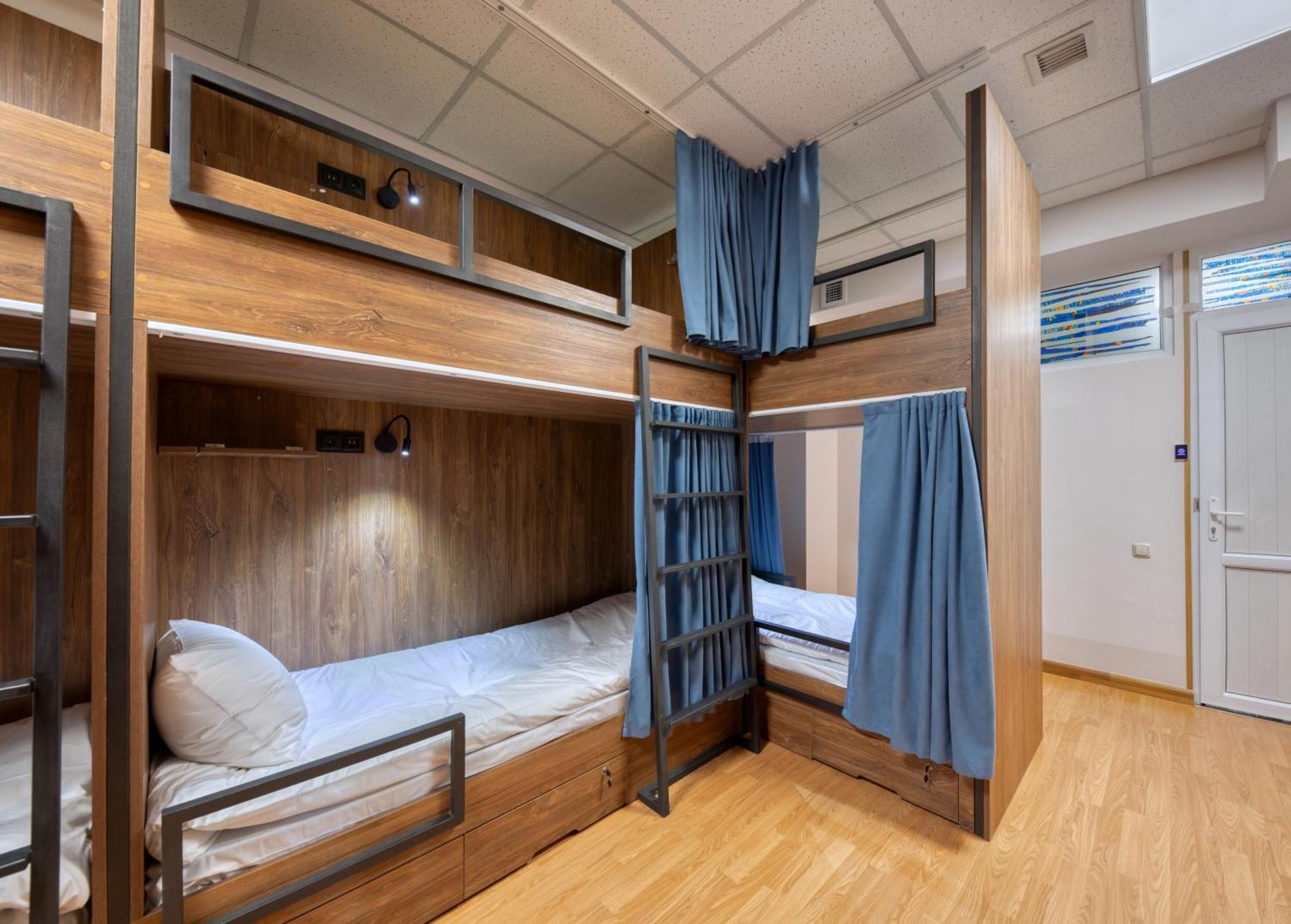 Tropica Inn Hostel Erivan Dış mekan fotoğraf